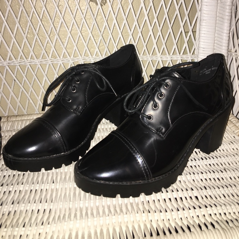 Black Oxford Heels